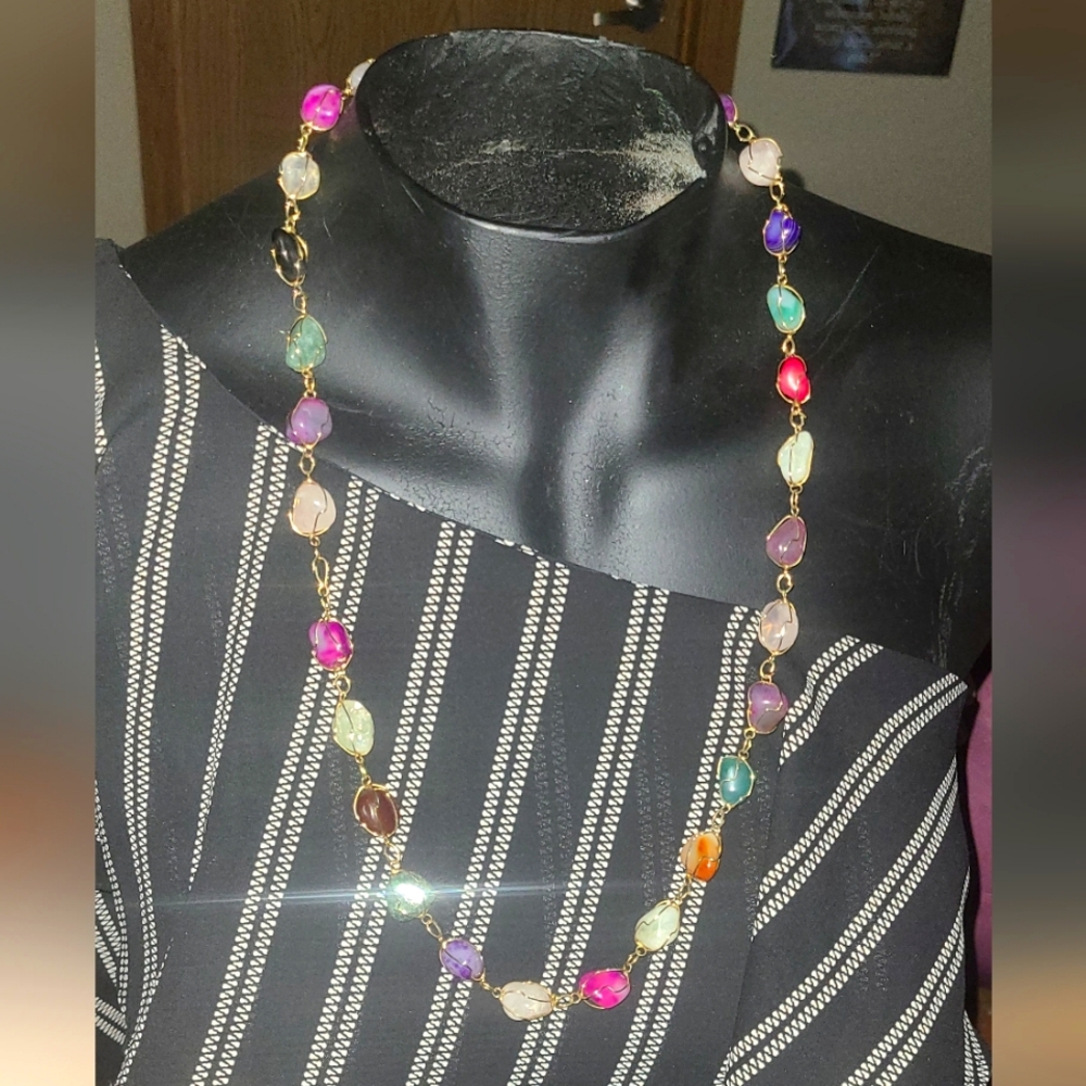 GOLD PLATED ENTWINED 17" GLASS BEADS